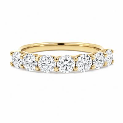 9ct Gold Seven Diamond Shared Claw Wedding Ring 9ct Gold Seven Diamond Shared Claw Wedding Ring