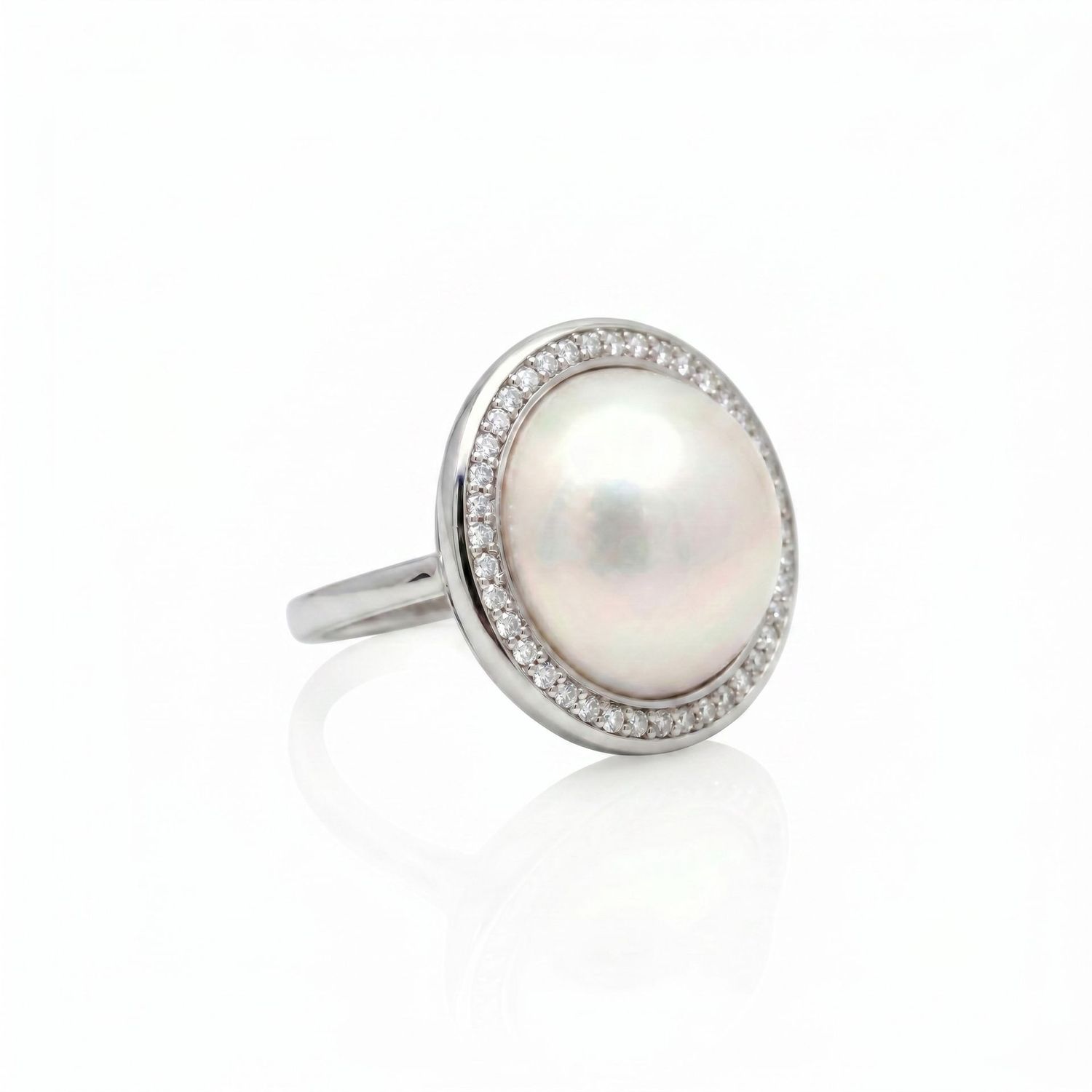 Sterling Silver Mabe Pearl & Diamond Ring Sterling Silver Mabe Pearl & Diamond Ring