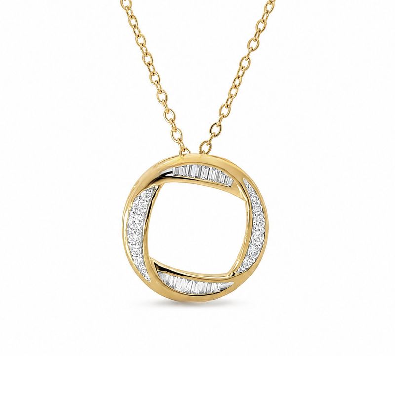 ​9ct Yellow Gold Open Circle Diamond Pendant