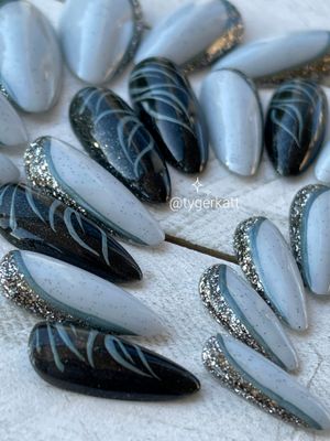 Ailsa Craig - Med. Almond, Smooth &amp; Glossy