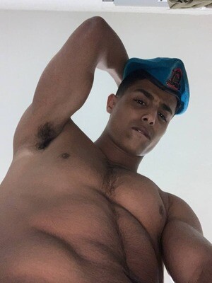 Master Farin´s Armpit Hair or Pubic Hair