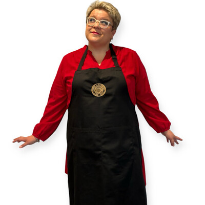 Black apron with embroidered Chaîne patch