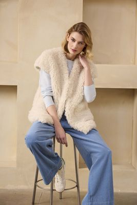 W25 JC Edith vest tofu
