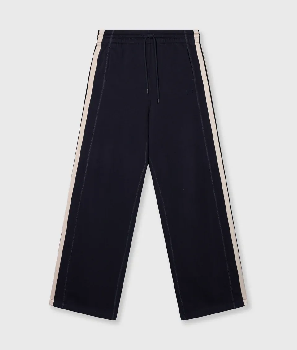 W26 10 WESTERN JOGGER TAPE
