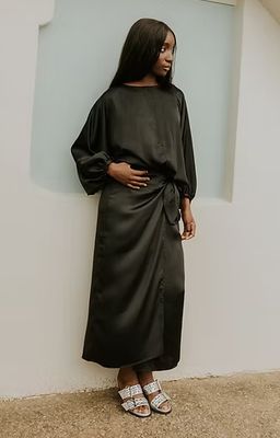 W26 MONRE ROK JOELLE BLACK