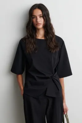 W26-27 SECOND ARKAI DRAPE TEE