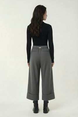 W26-27 HUM SOPHIO