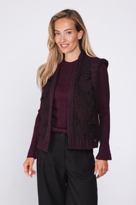 W27 POOLS GILET BURGUNDY 177