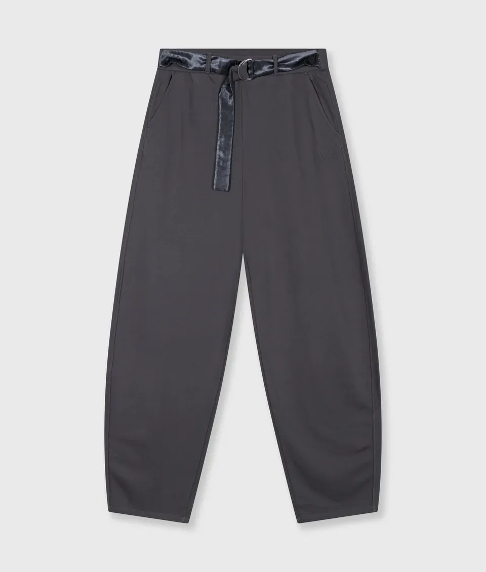 W26-27 10 BANANA PANTS FLEECE