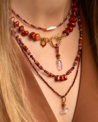 MUJA COLLIER MIXED GEMS & 3 DROPS