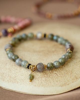MUJA BRACELET 9LABRADORITE FIJN
