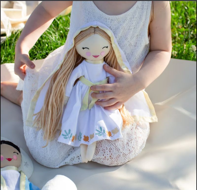 OUR LADY OF GOOD HELP RAGDOLL (SHINING LIGHT DOLL PUPPE) OUR LADY OF GOOD HELP RAGDOLL (SHINING LIGHT DOLL PUPPE)