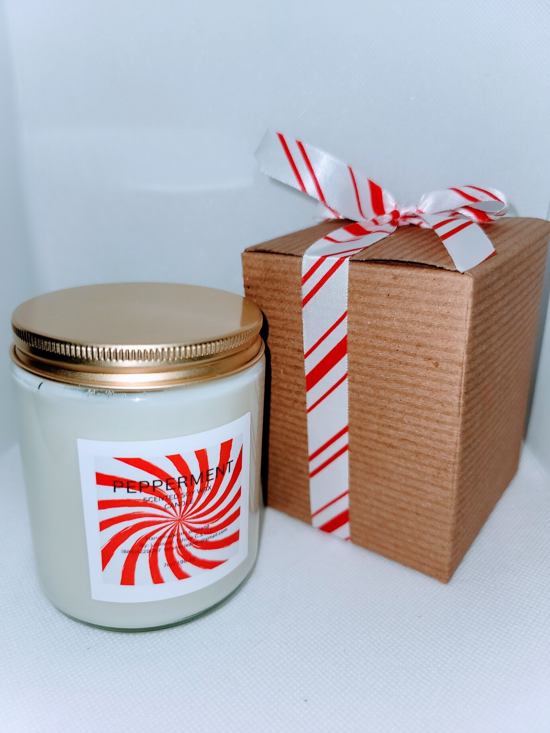 PEPPERMENT SCENTED SOY CANDLE