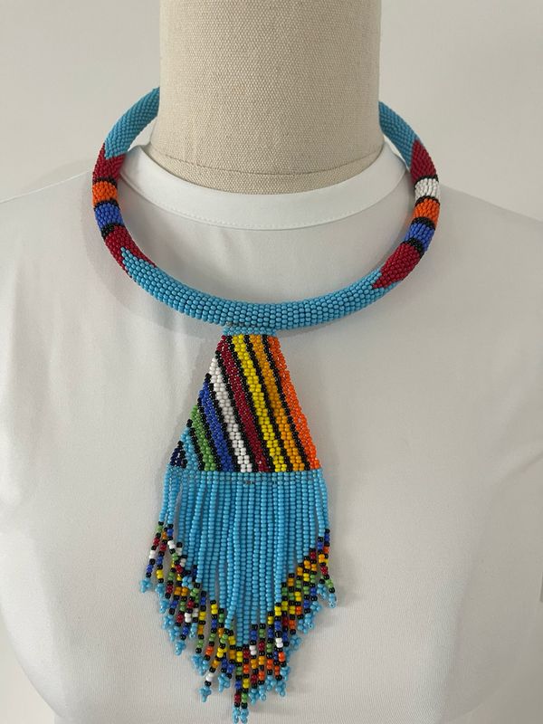 Maasai Zulu Necklace &amp; Earrings Set