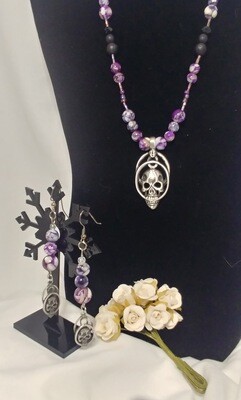 Skull necklace and earrings, purple