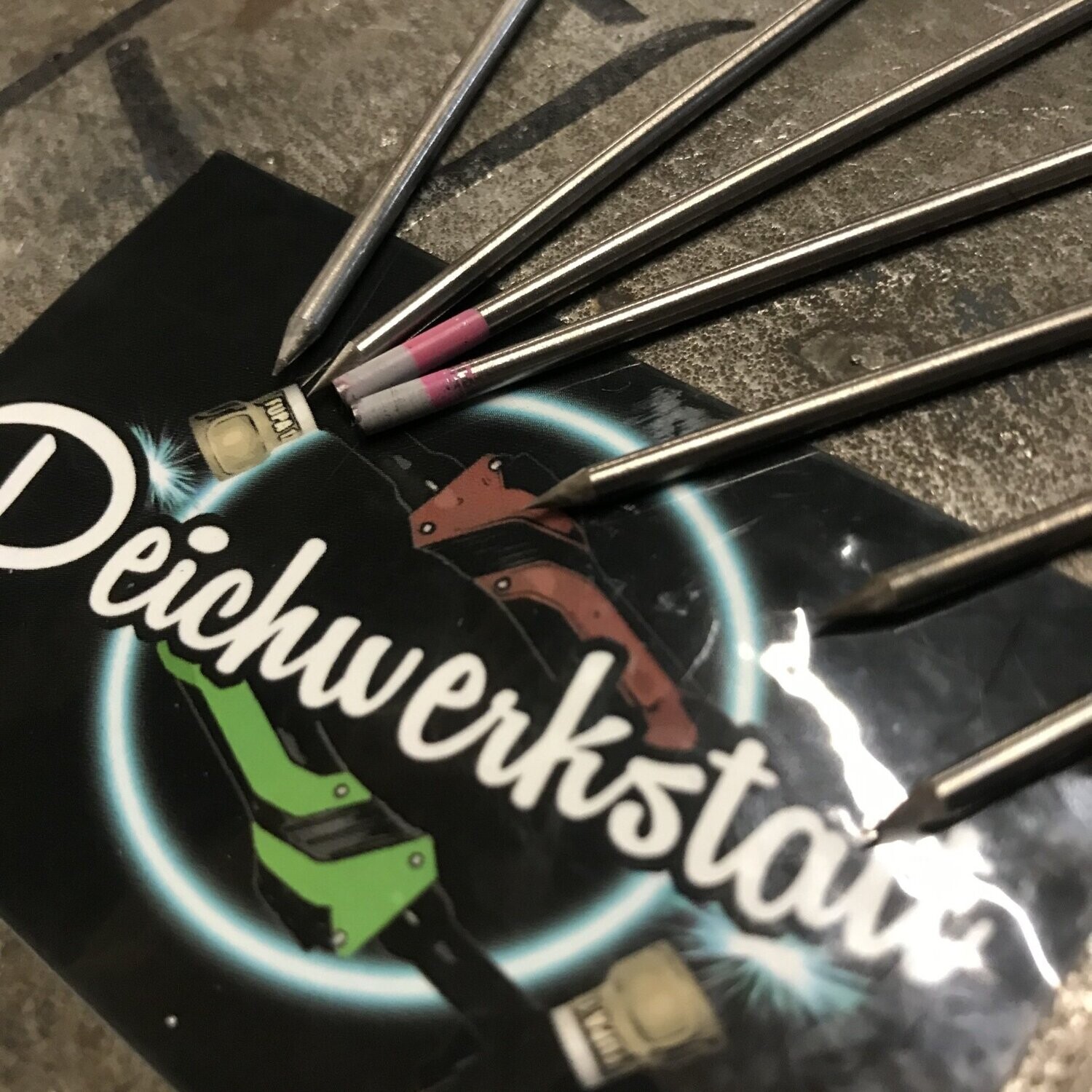 Wolframelektrode LYMOX LUX 2.4 mm Grau-Pink Wolframelektrode LYMOX LUX 2.4 mm Grau-Pink