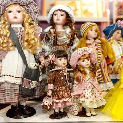 Dolls, Clothing & Accessories