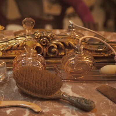 Vanity, Perfume & Shaving