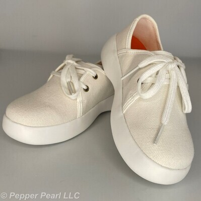 Womens Cotton Canvas Lace up Size 6 in 4 Colors