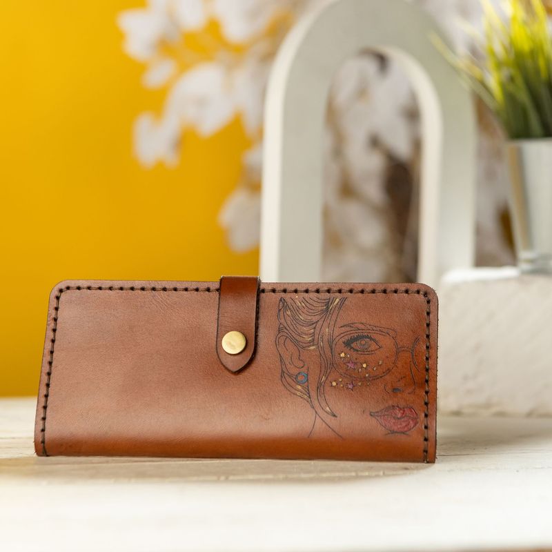 Medium Female Wallet