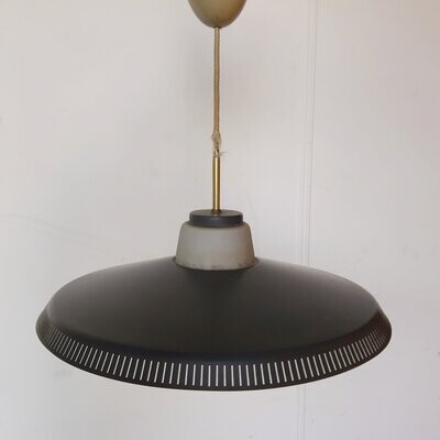 Vintage design hanglamp van Bent Karlby