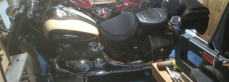 Royal Star 1300/1100 Front Seat