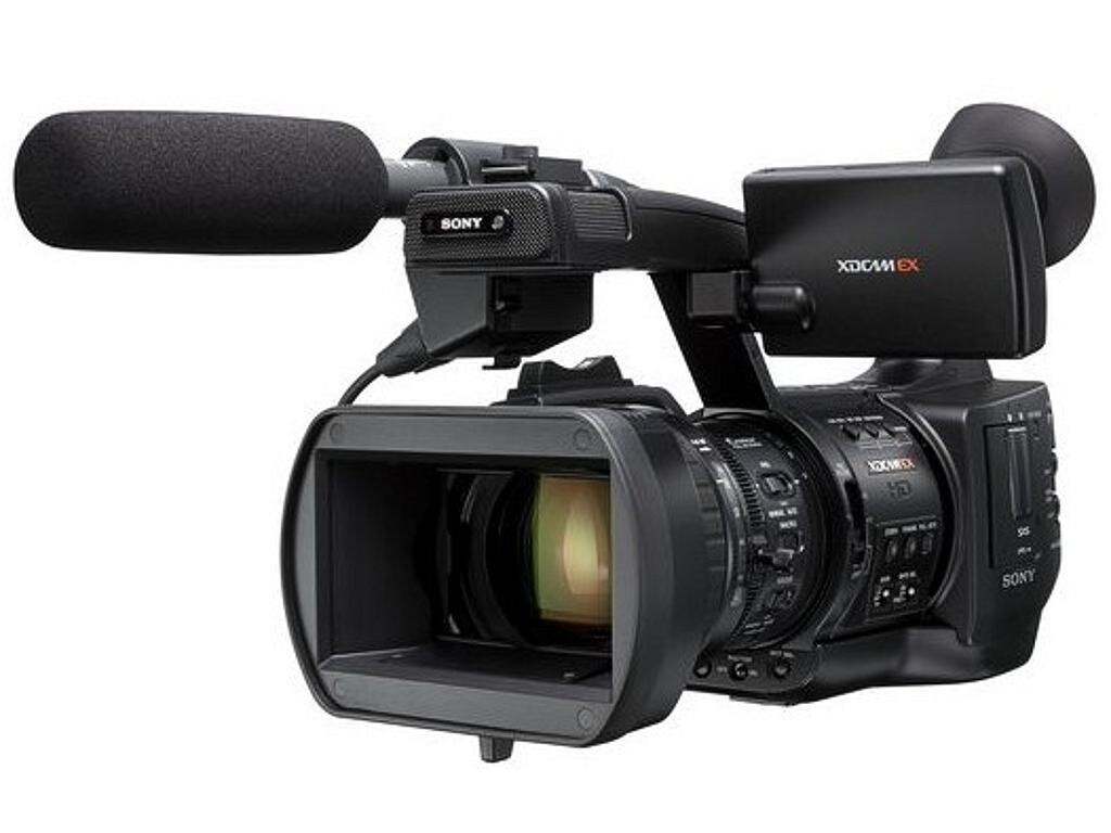 Sony Three 1/2-inch type Exmor CMOS sensors XDCAM EX camcorder recording full HD / SD