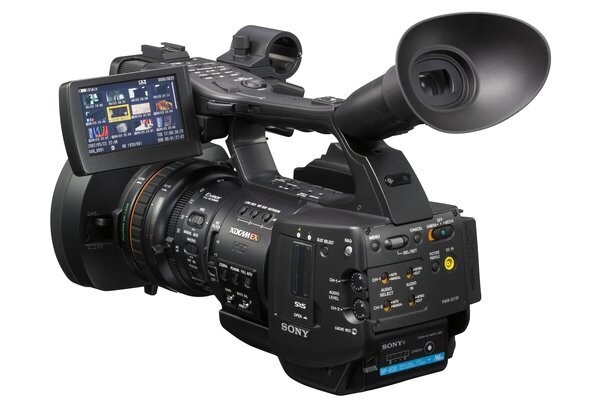 Sony three 1/2-inch type exmor cmos sensors xdcam ex camcorder recording full hd / sd