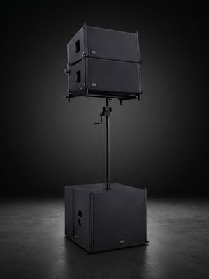 專業級線陣列喇叭 + 升降塔（6單元）line array speakers & rigging tower