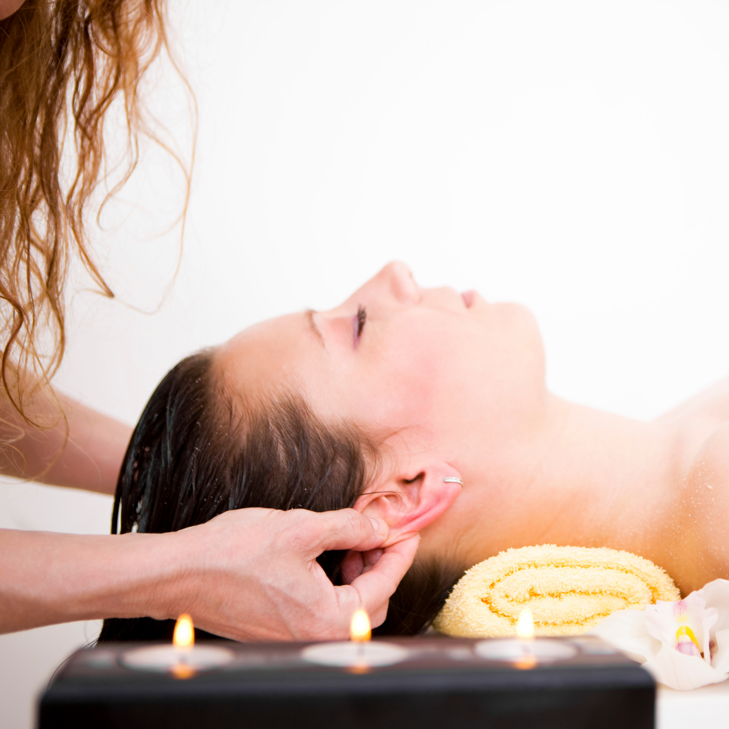 EAR CANDLE MASSAGE 30 MIN