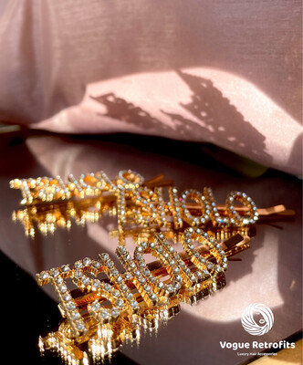 “TSHOLO” Hair Clip