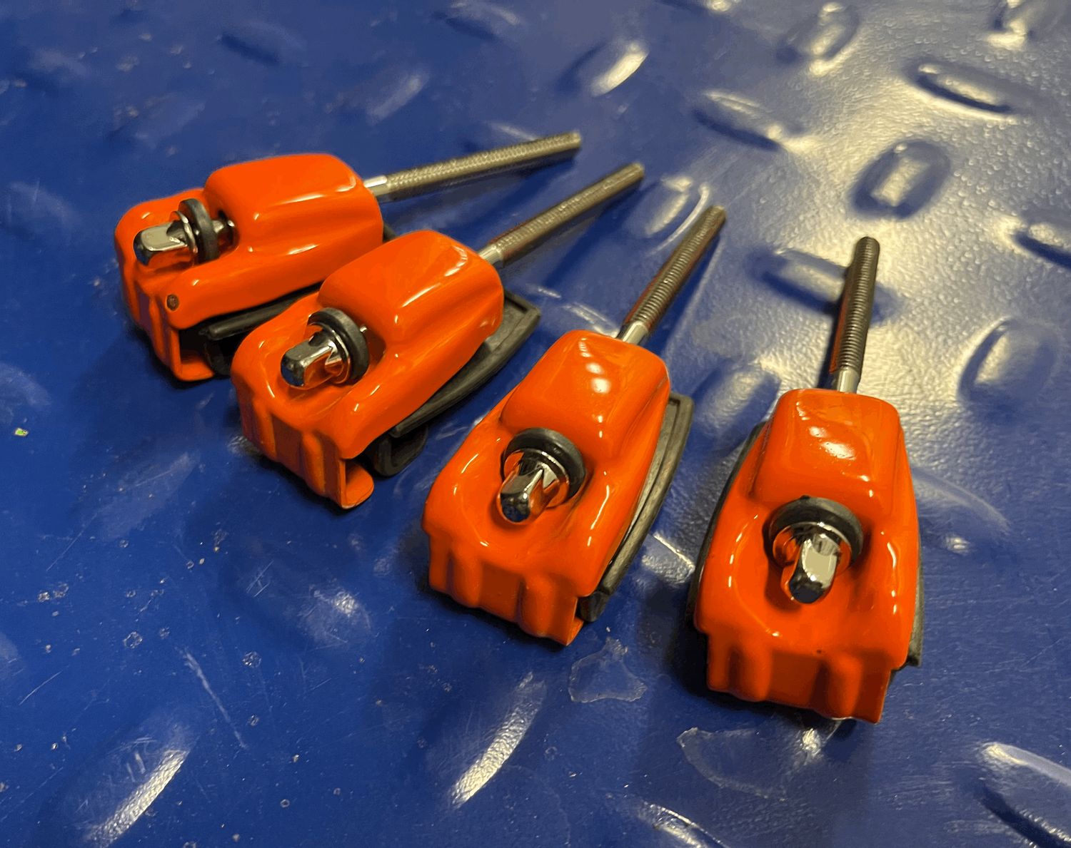 10 Pack Bass Claws - Orange