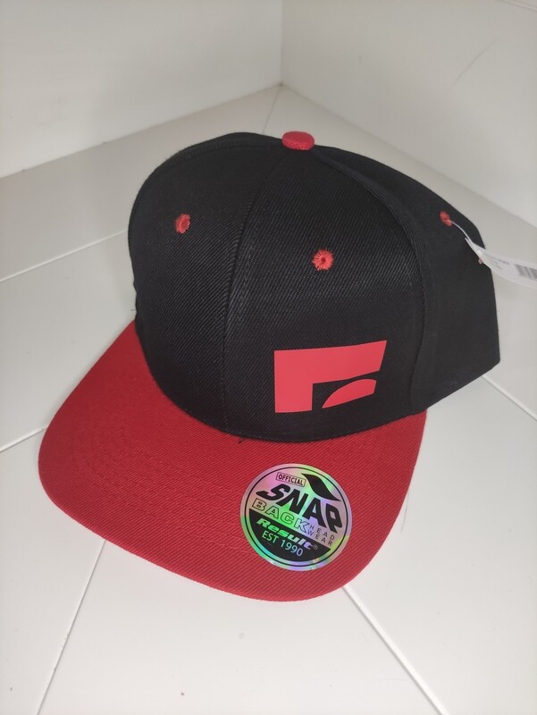 Cappellino 5 pannelli SNAPBACK bicolore rosso nero marchio logo MILKZOO