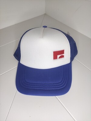 Cappellino Trucker con logo ricamato "Milk zoo" colore blu ciano