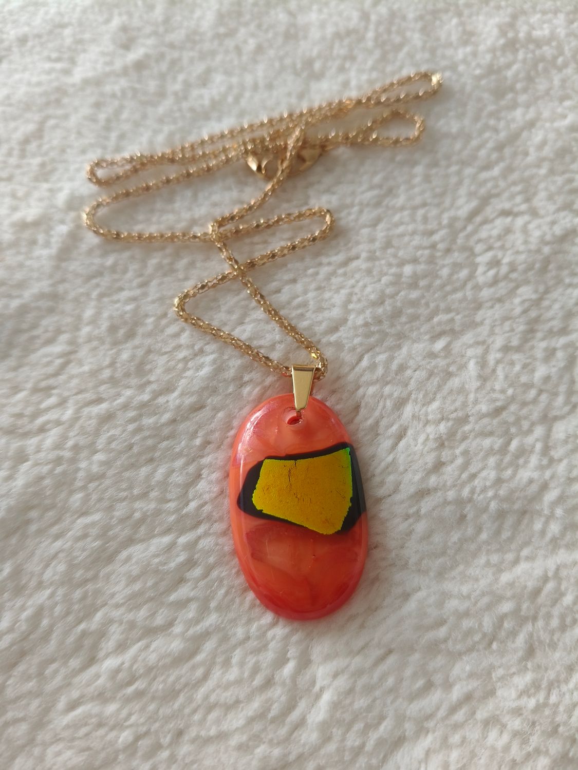 Orange Flash Glass Pendant/Gold Tone Rope Chain