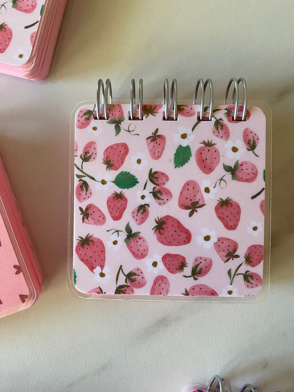 Sketchbook mikro (Sketchy) 160g pink