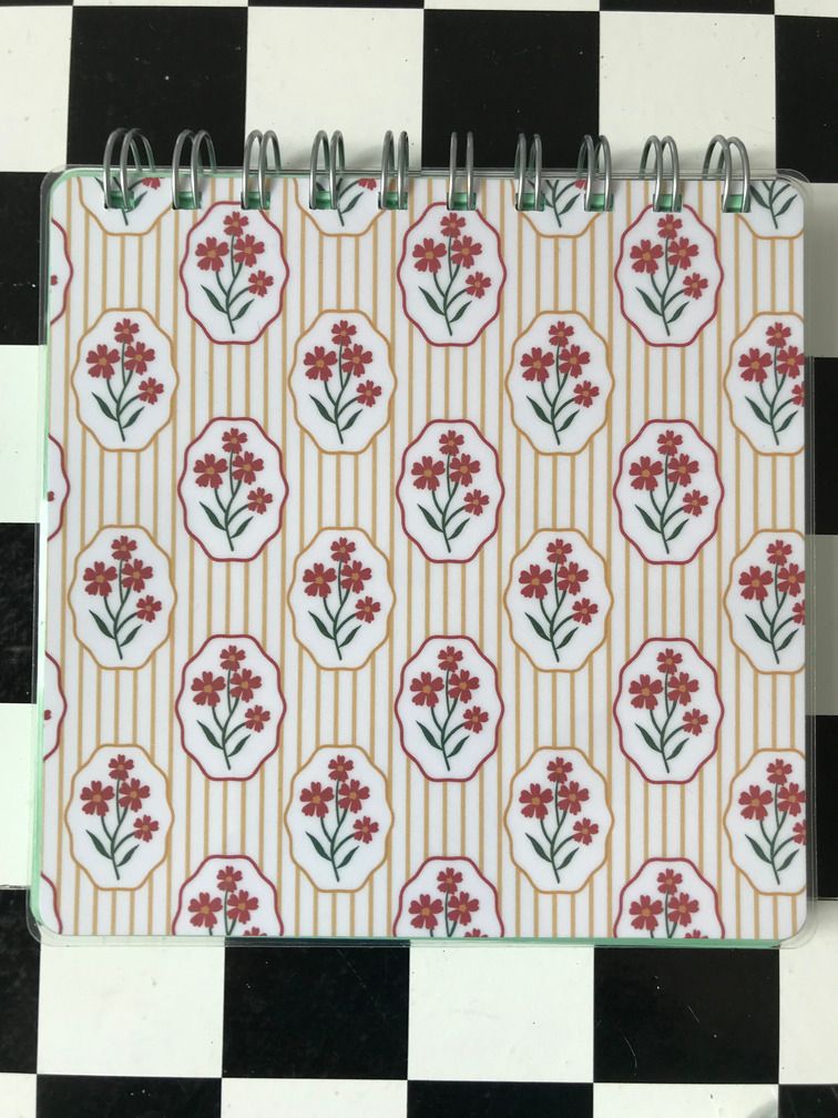 Sketchbook 140mm 160g zeleni Sketchbook 140mm 160g zeleni