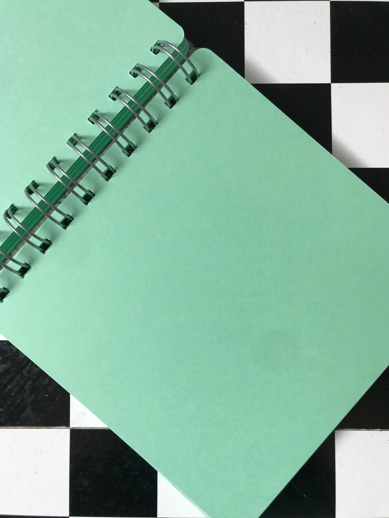 Sketchbook 140mm 160g zeleni Sketchbook 140mm 160g zeleni