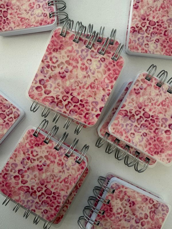 Sketchbook mikro 120g beli (70x70)