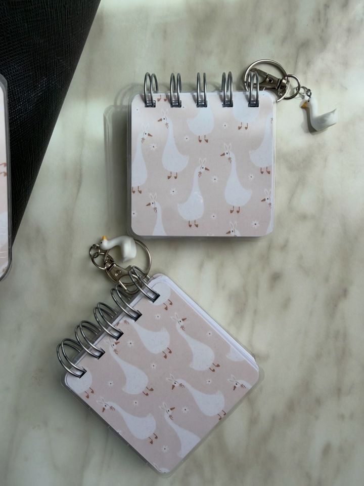 Sketchbook 70mm privezak