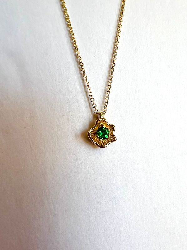 Florette Pendant with Tsavorite Garnet