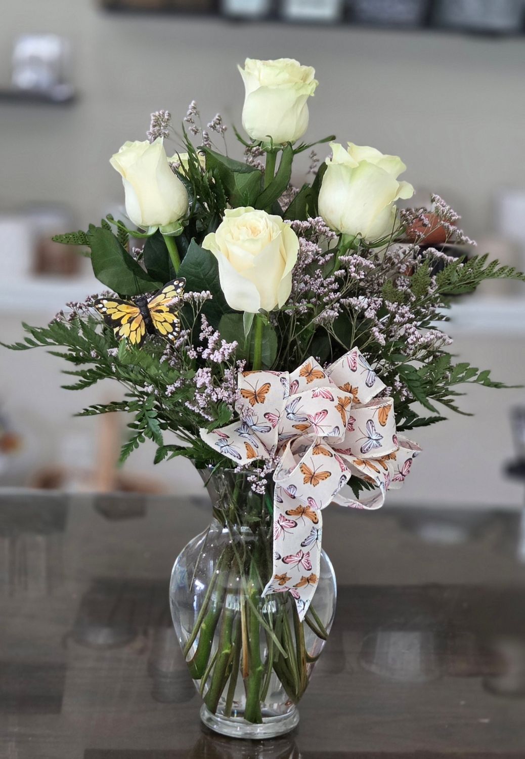 White Roses Arranged 1/2 dozen