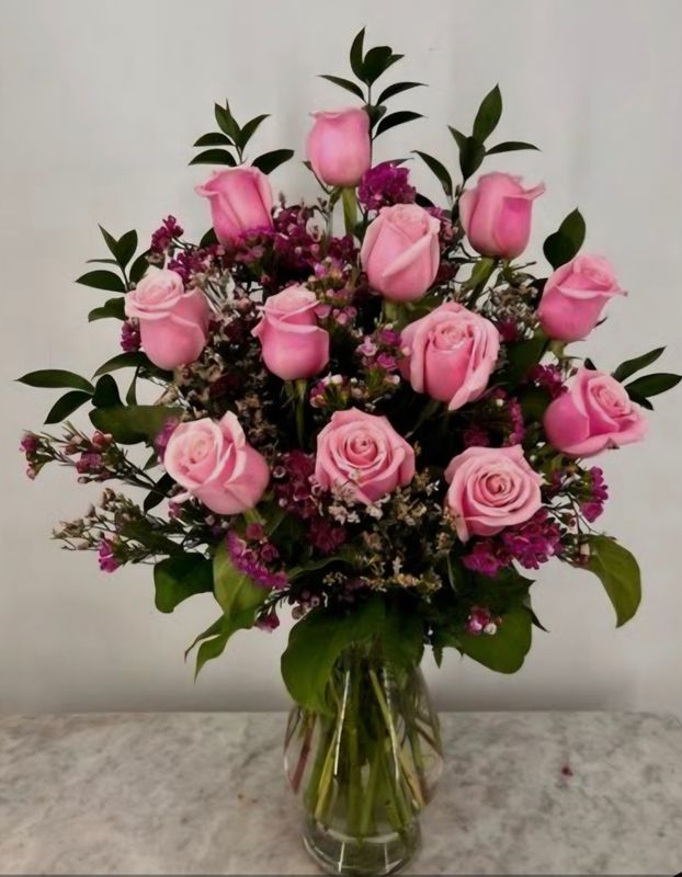 Lavish Pink Rose Arrangement Dozen