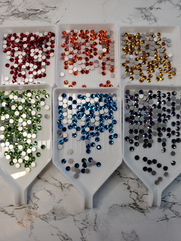 SS16  RAINBOW GLASS RHINESTONES 6oz bundle