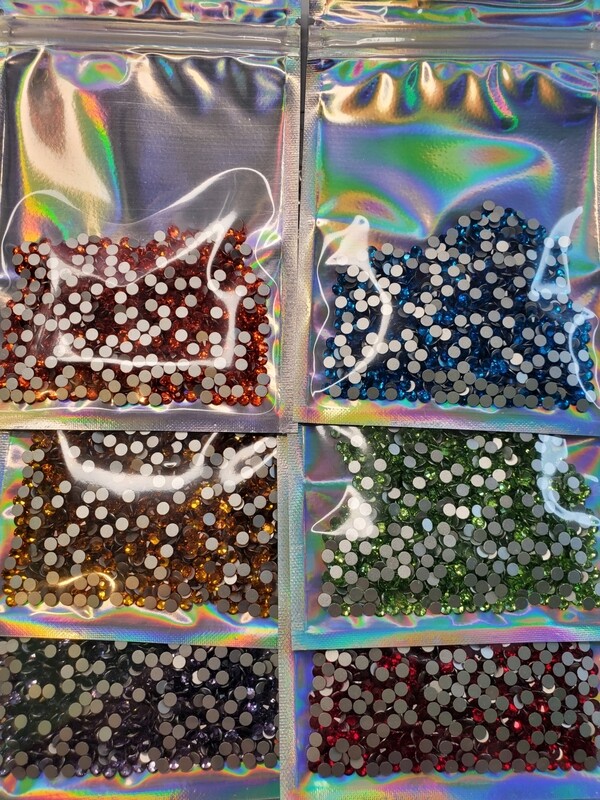 SS16  RAINBOW GLASS RHINESTONES 6oz bundle