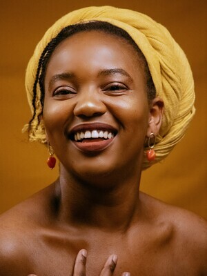 AKELLO DROP  STUD EARRINGS