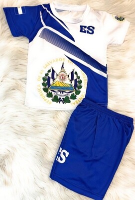 El Salvador Jersey Top &amp; Shorts. NUEVO 🔥🔥 Compra Ahora🔥🔥Traje Completo.