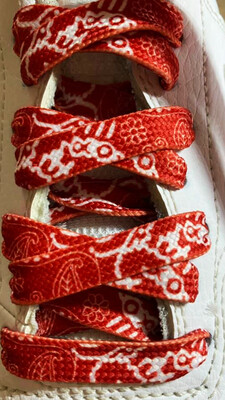 Lacets plats rouges "Motifs Bandana"