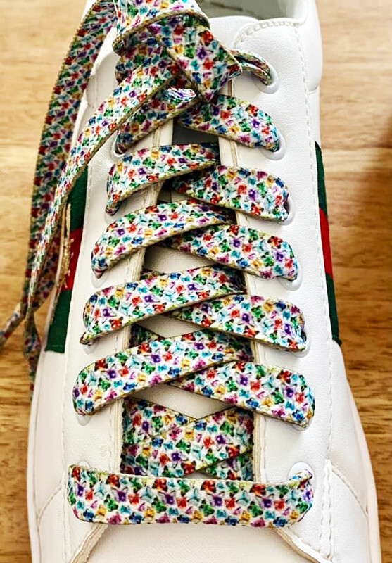 NEW - Flat white laces printed "Flight of butterflies"