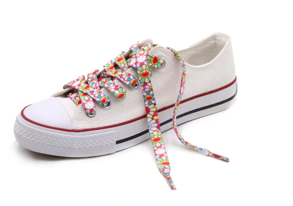 flat laces cartoon flowers